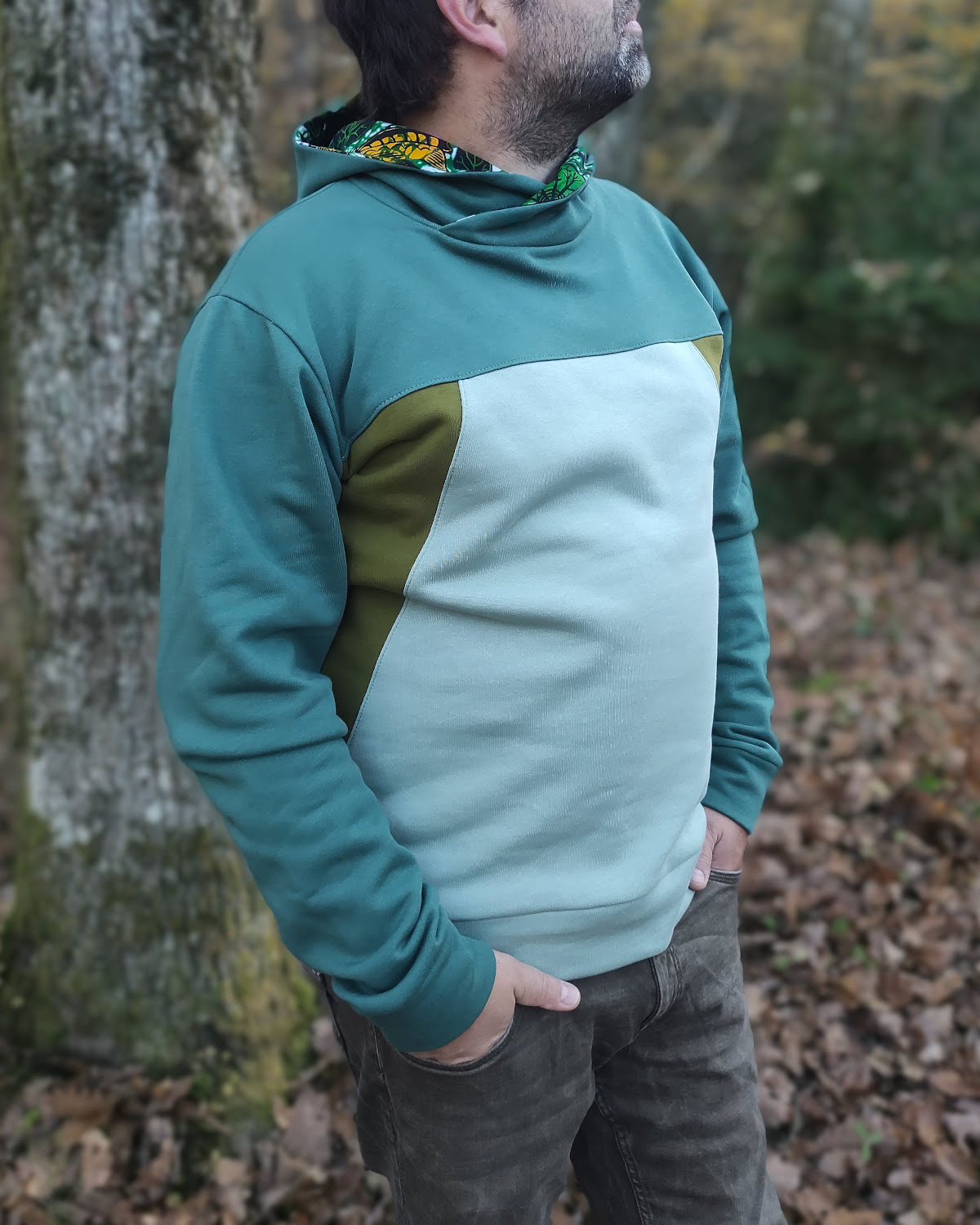 sweat hoodie artisanal homme en coton biologique bleu canard et vert