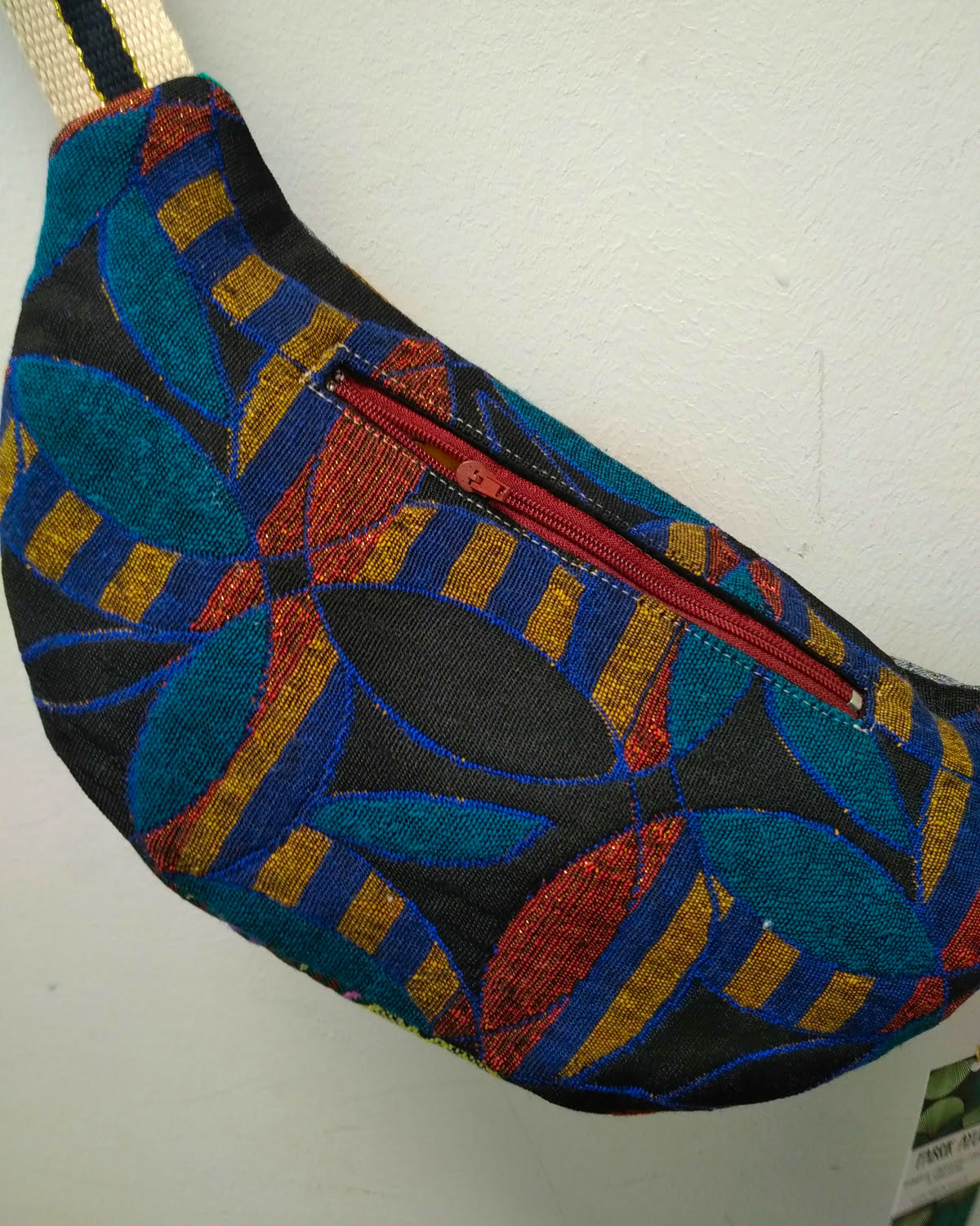 Sac banane artisanal fabriqué en France dans les Alpes